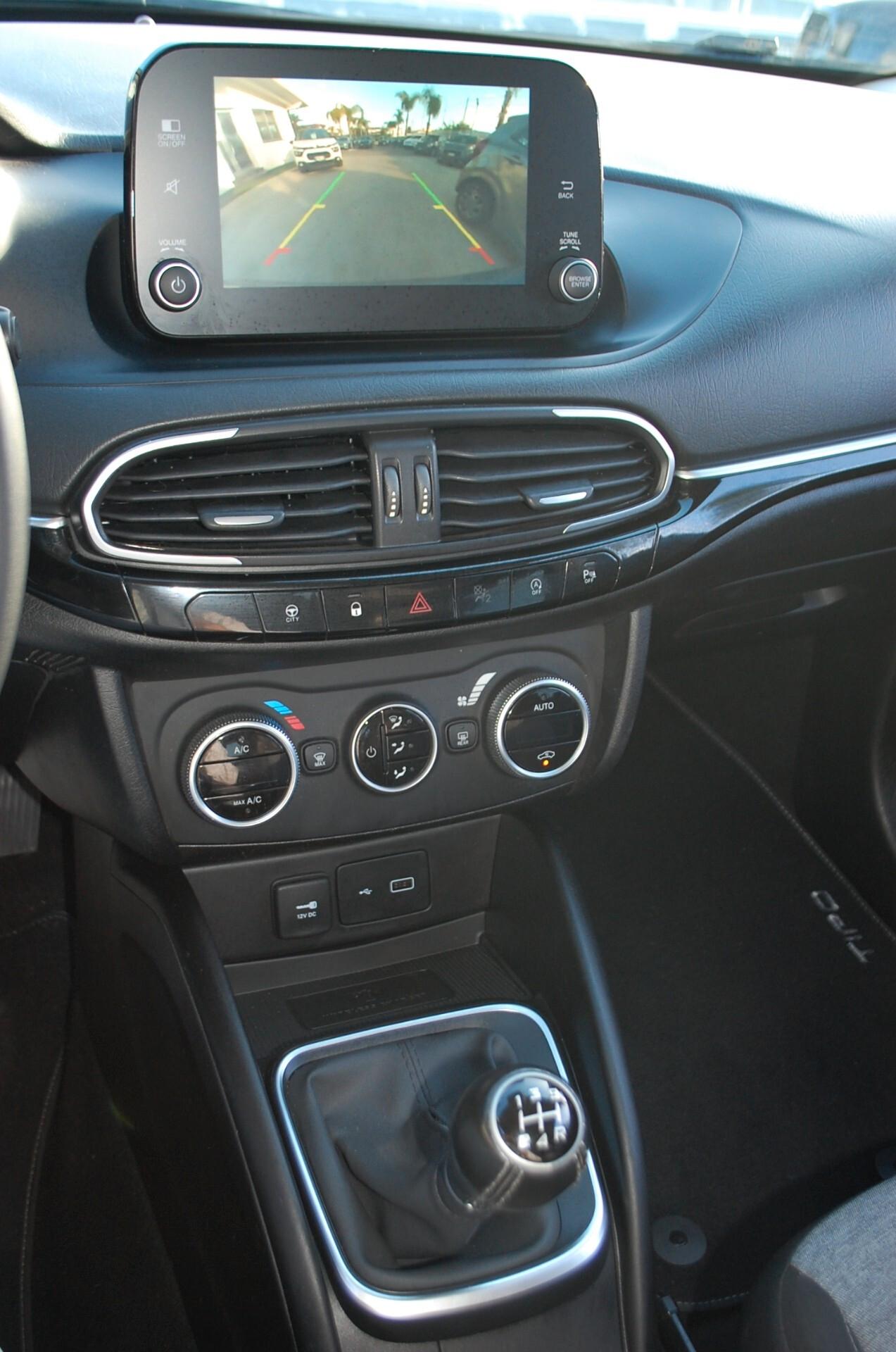 Fiat Tipo Cross II 5p 1.0 100CV Uff Italy Navi Led USB Lega