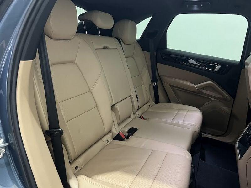 Porsche Cayenne 3.0 V6