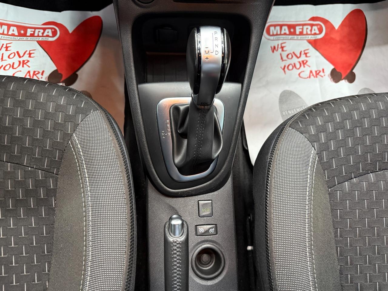Renault Captur dCi 8V 90 CV EDC Initiale Paris
