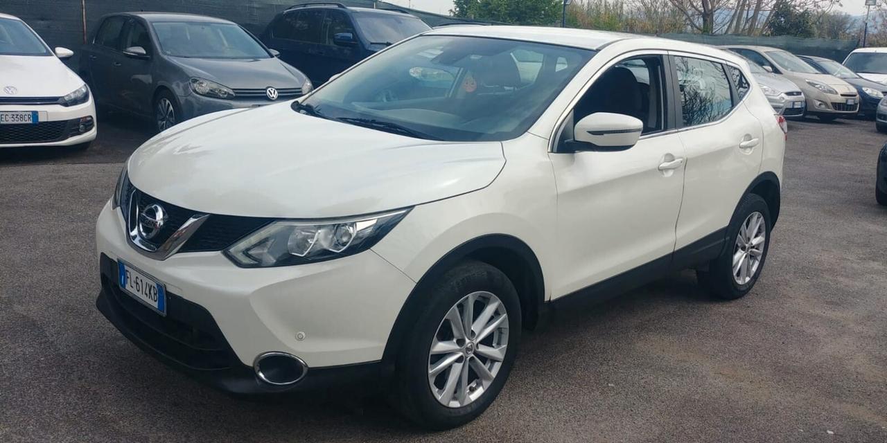 Nissan Qashqai 1.5 dCi Tekna CAMERA CLIMATRONIC CERCHI NAVI CRUISE MULTIFUNZIONE VETRI PRIVE FULL LED