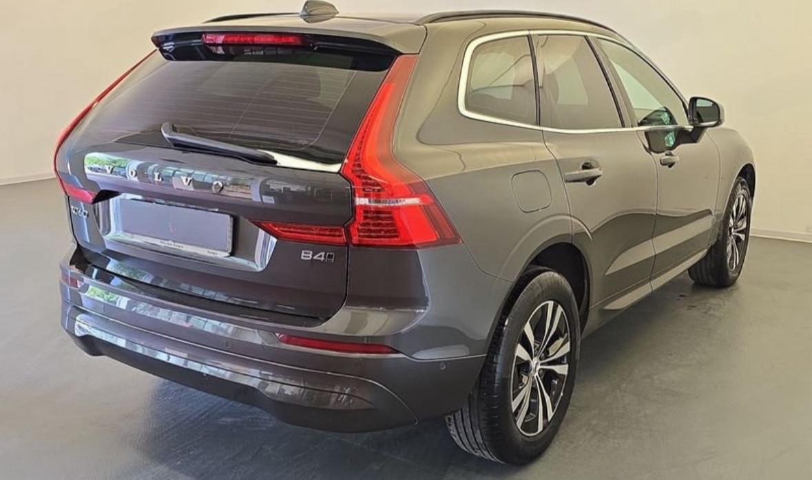 Volvo XC 60 XC60 B4 (d) AWD Geartronic Momentum Pro