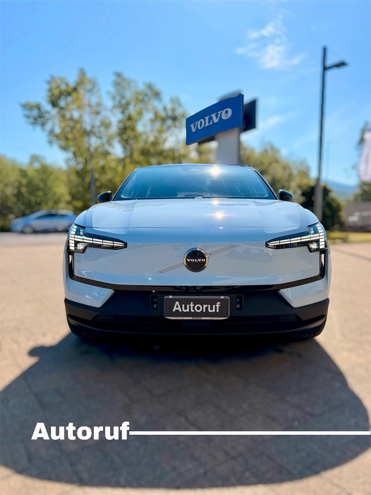 Volvo EX30 PLUS LONG RANGE ELECTRIC 475km