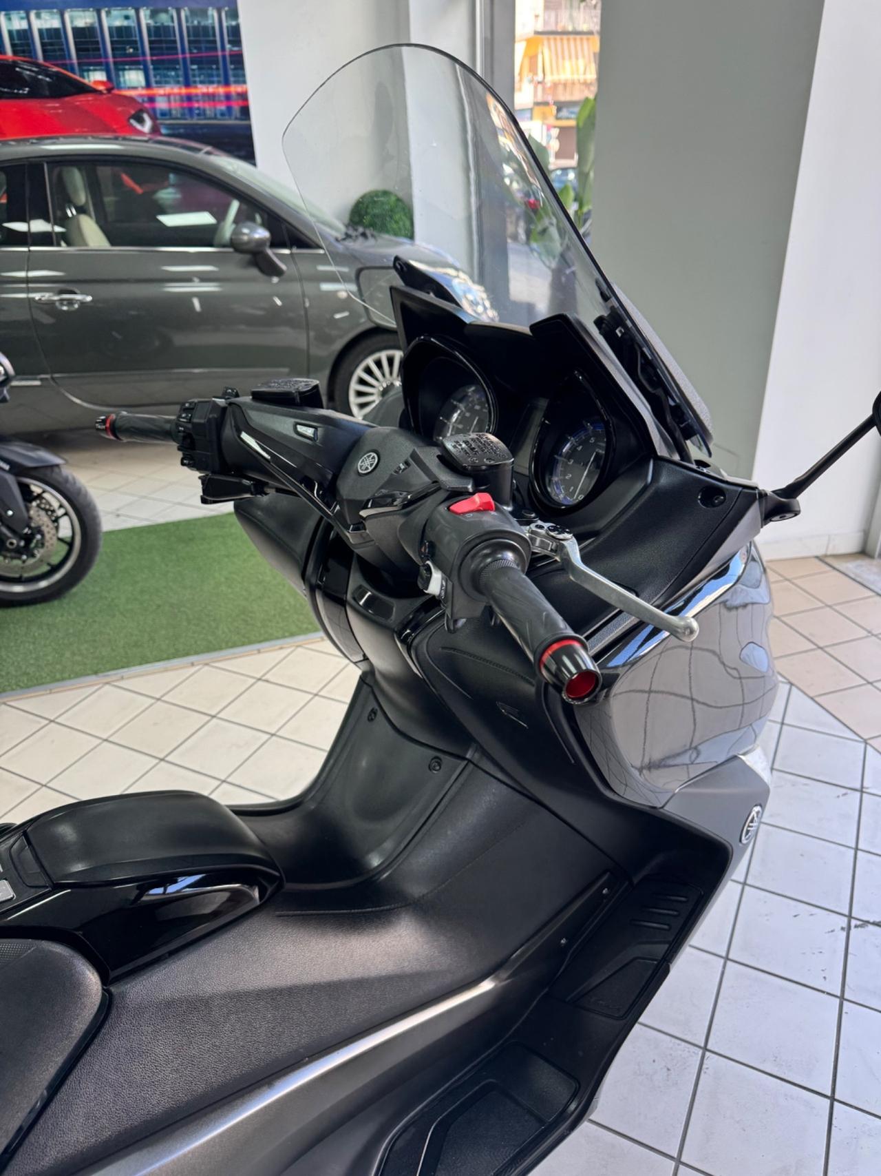 Yamaha T Max 530 Sx