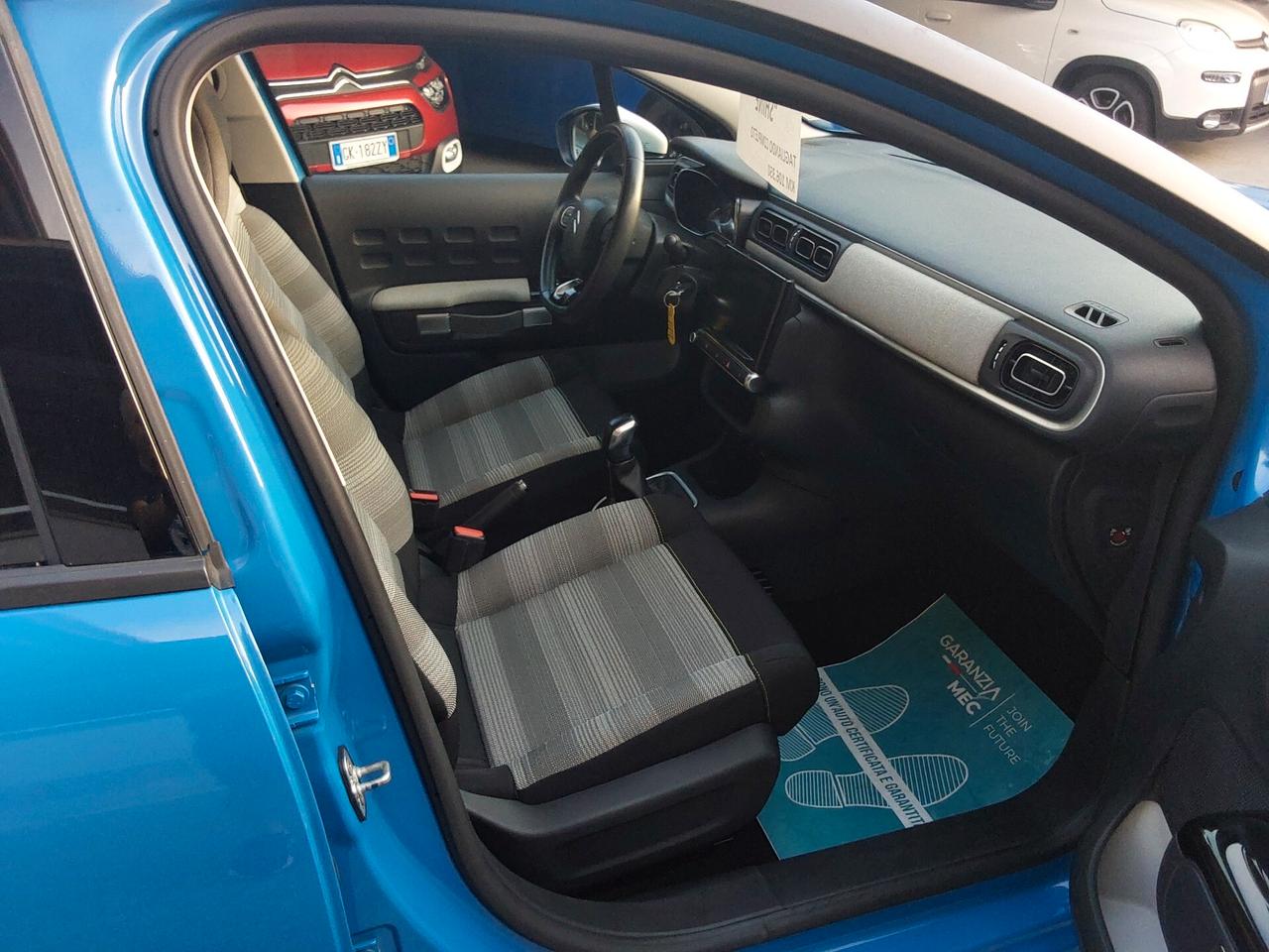 Citroen C3 1.2 PureTech 82 Cv Shine (Bicolore Metallizzato).