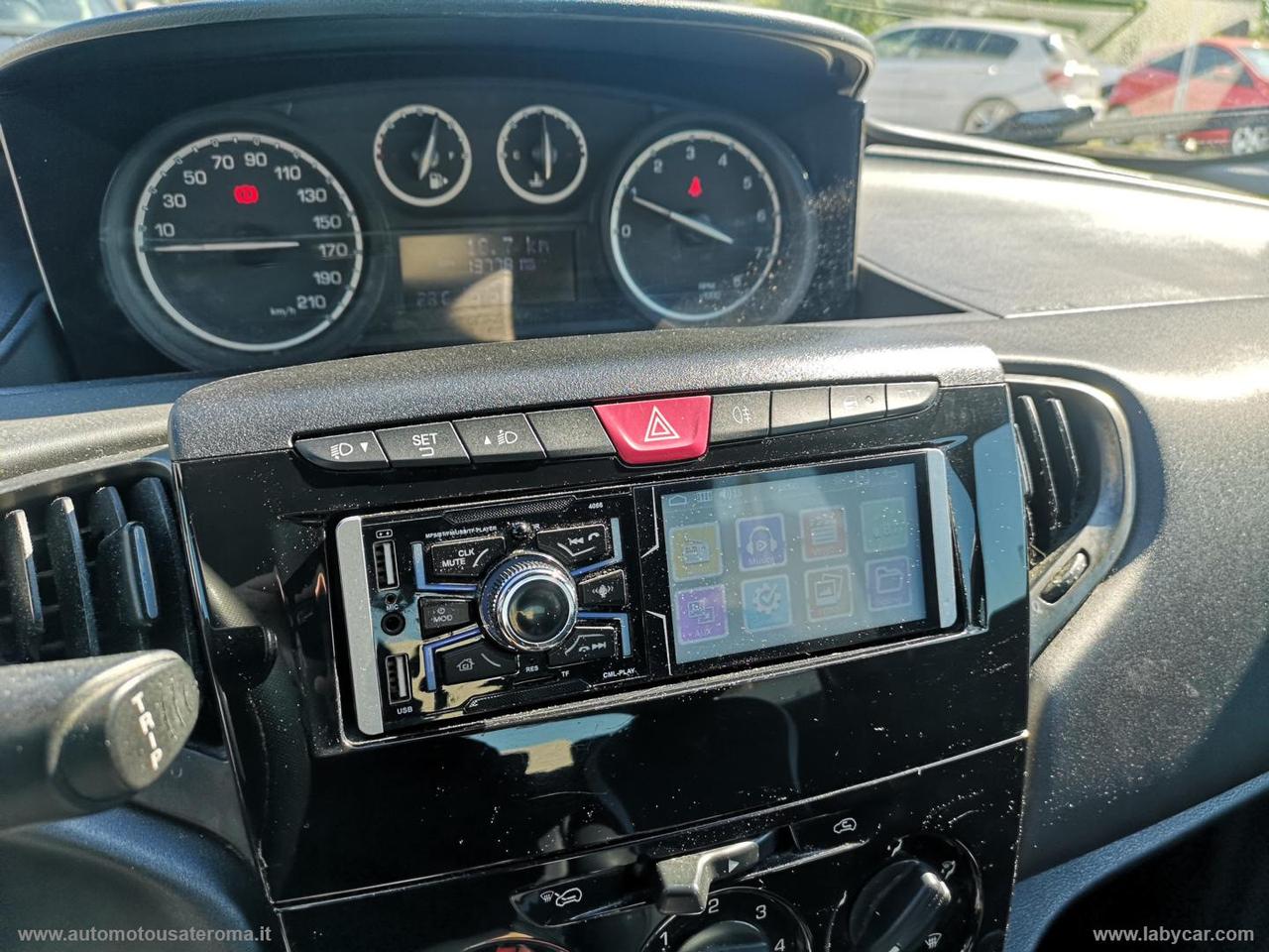 LANCIA Ypsilon 1.2 69 CV 5p. Elle RATE AUTO MOTO SCOOTER
