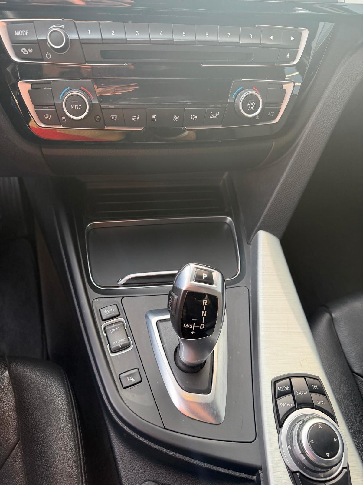 Bmw Serie 3 320D Touring Luxury 190CV