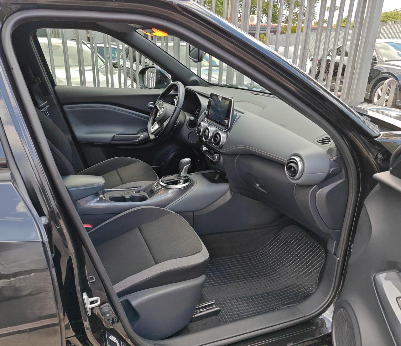Nissan Juke 1.0 DIG-T 114 CV DCT N-Connecta Cross