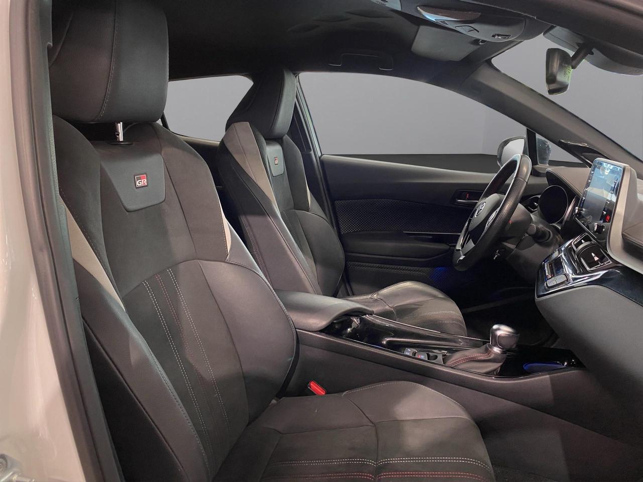 Toyota C-HR 2.0h GR Sport e-cvt