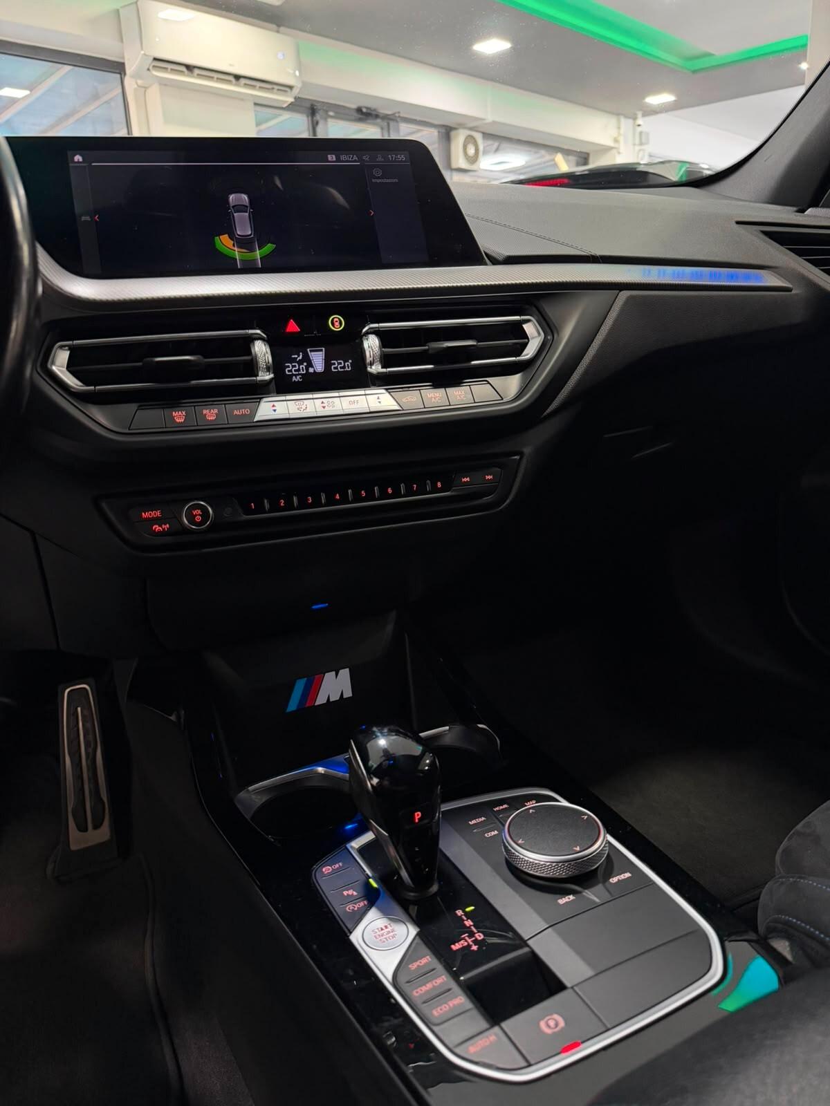 Bmw 116 116d 5p. Msport