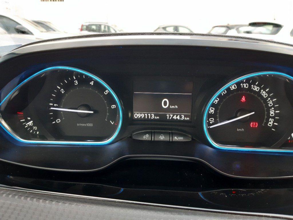Peugeot 2008 PureTech 82 Allure