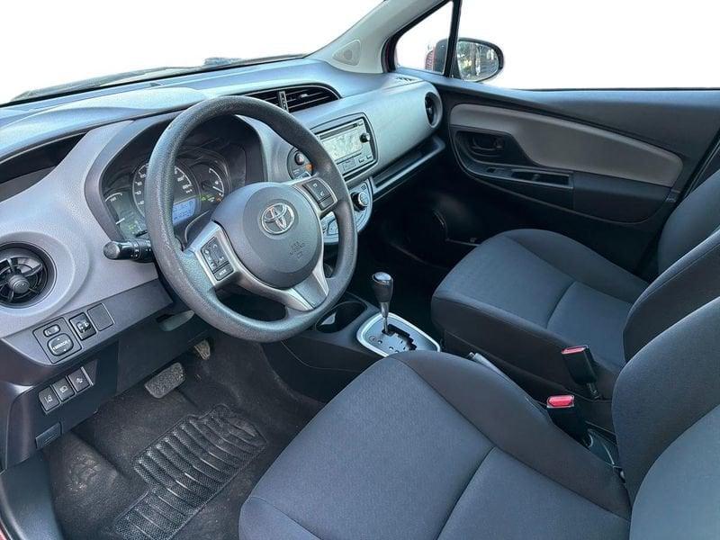 Toyota Yaris Yaris 5p 1.5h Cool