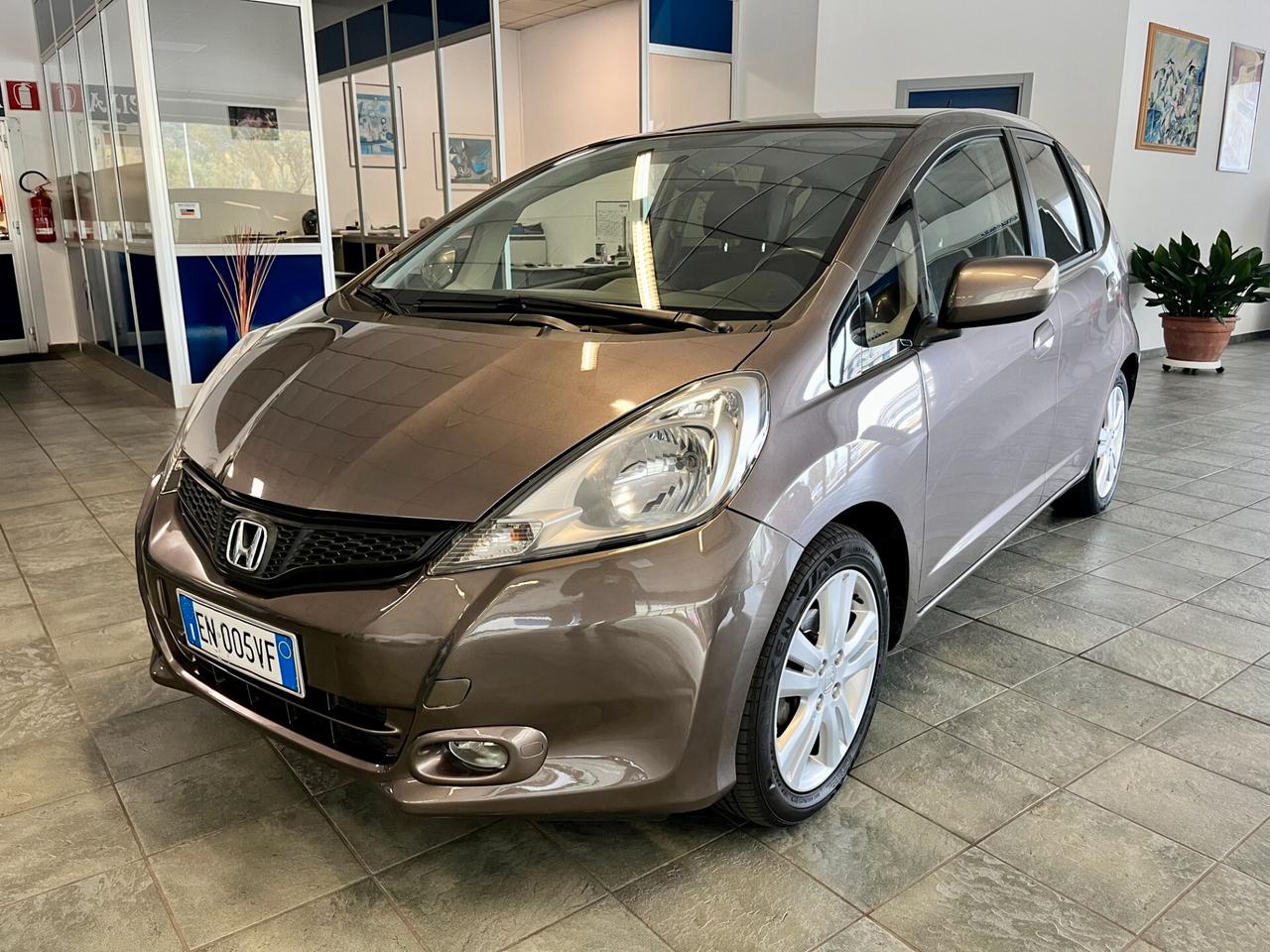 Honda Jazz 1.4 i-VTEC Elegance-NEOPATENTATI-
