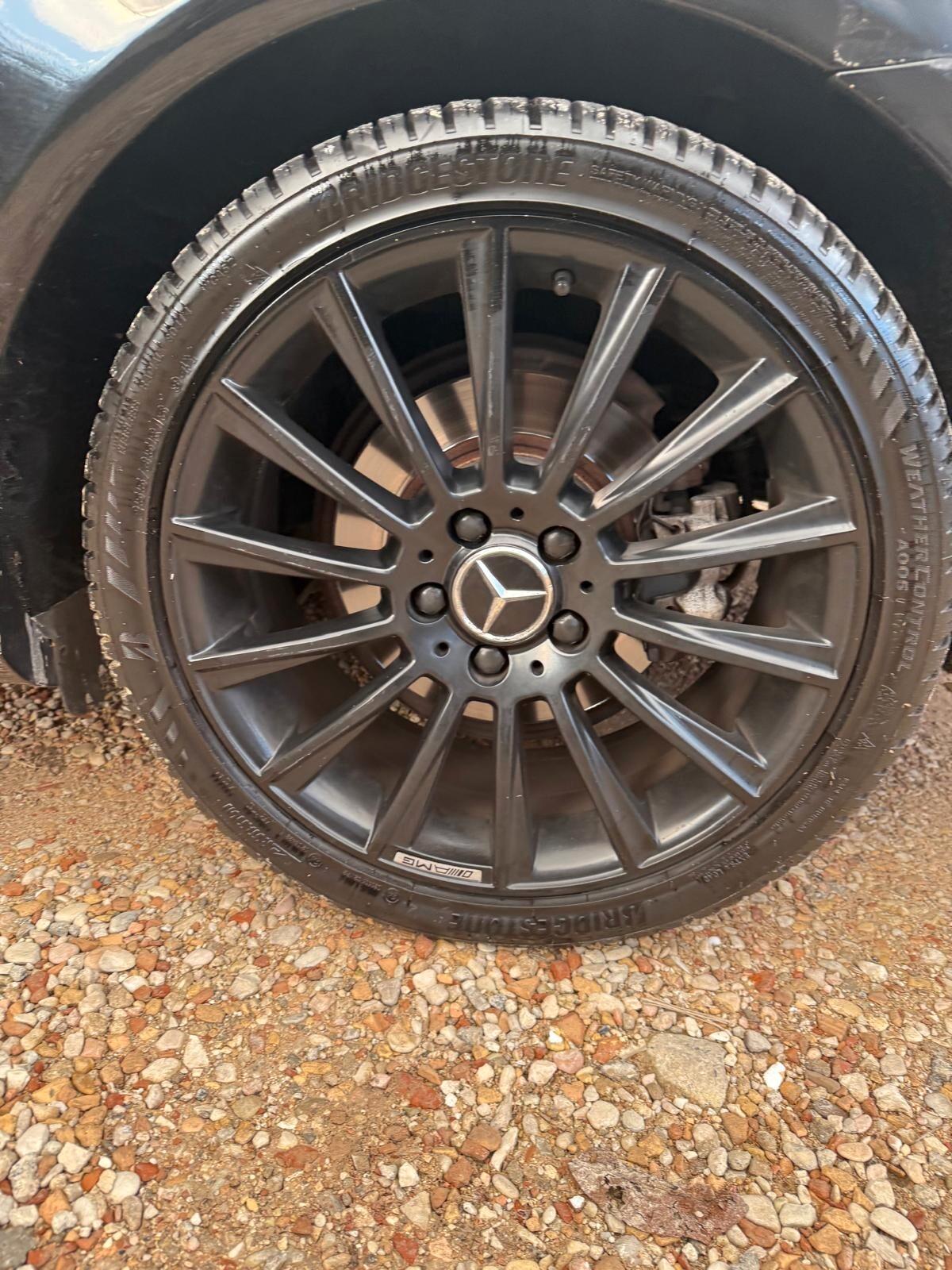 Mercedes-benz E 220 CDI Coupé Premium