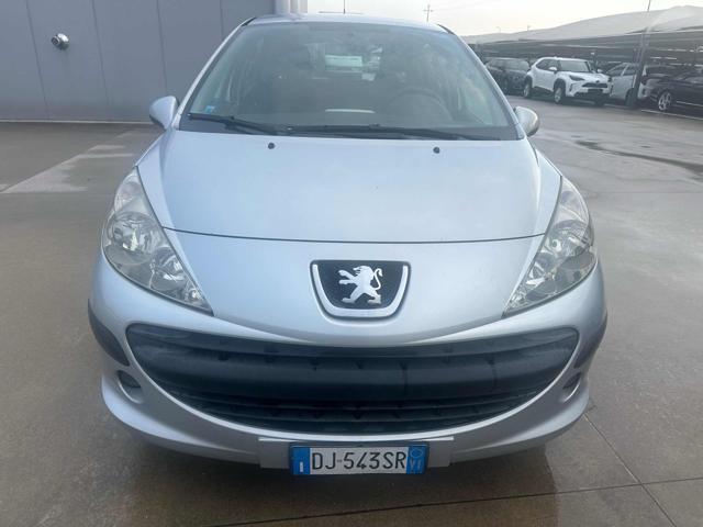 PEUGEOT 207 1.4 88CV 5p. X Line senza nessun lavoro da fare