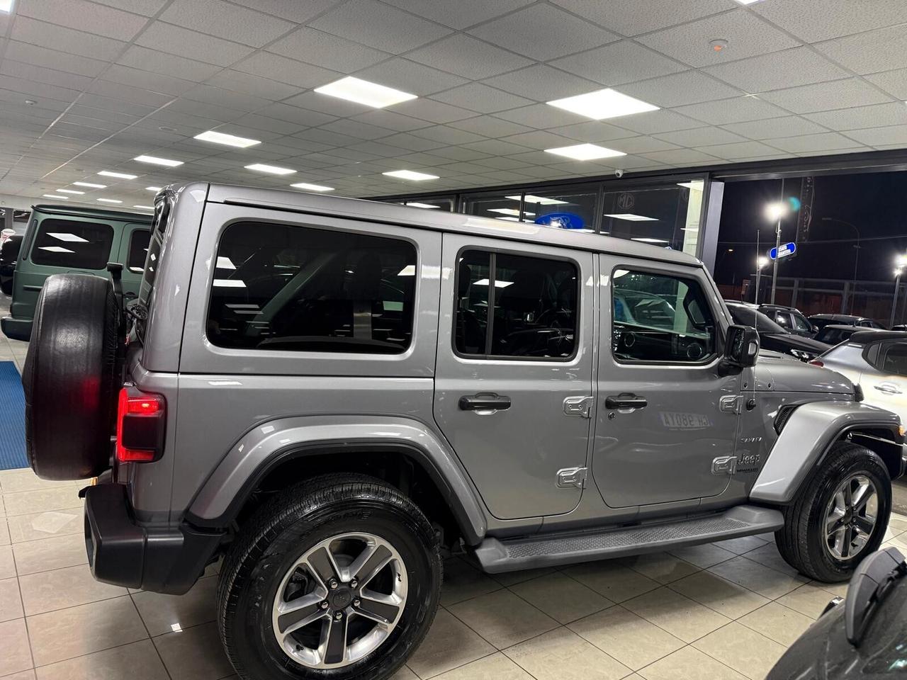 Jeep Wrangler Unlimited 2.2 Mjt II Sahara "SKY ONE"