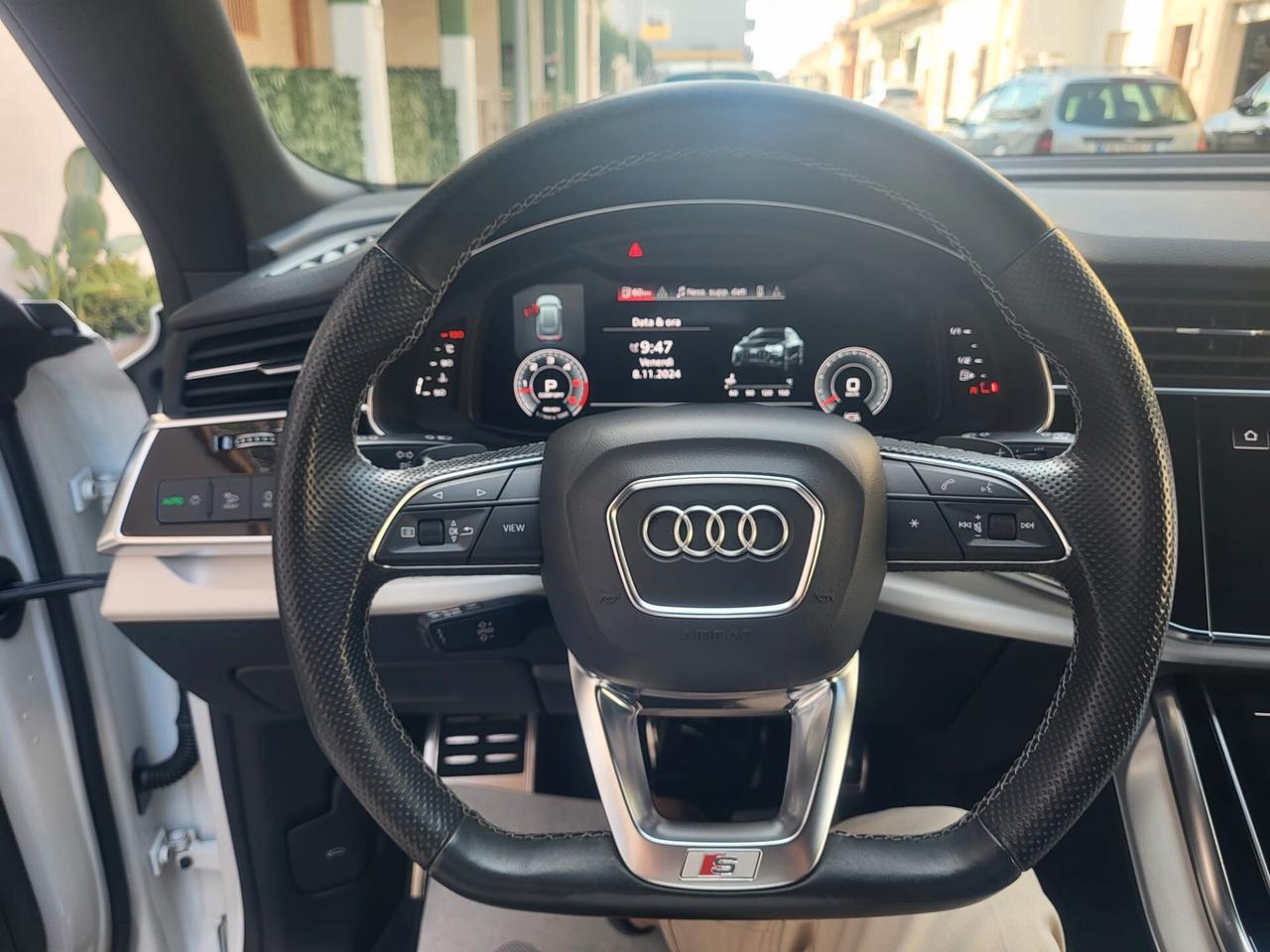 Audi Q8 50 TDI 286 CV Quattro S-Line...