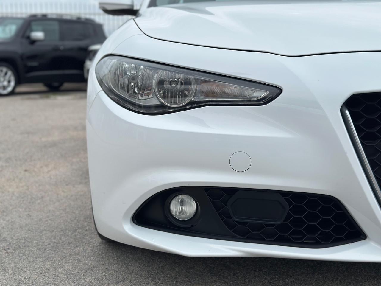 Alfa Romeo Giulia 2017 2.2 150 CV Launch Edition