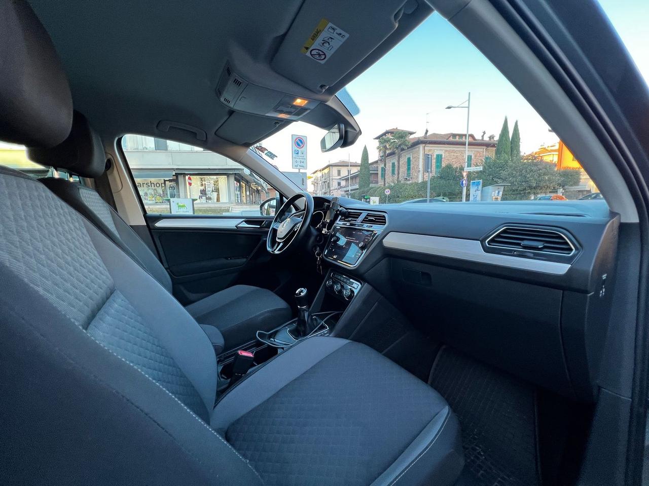 Volkswagen Tiguan Sport 1 #50918