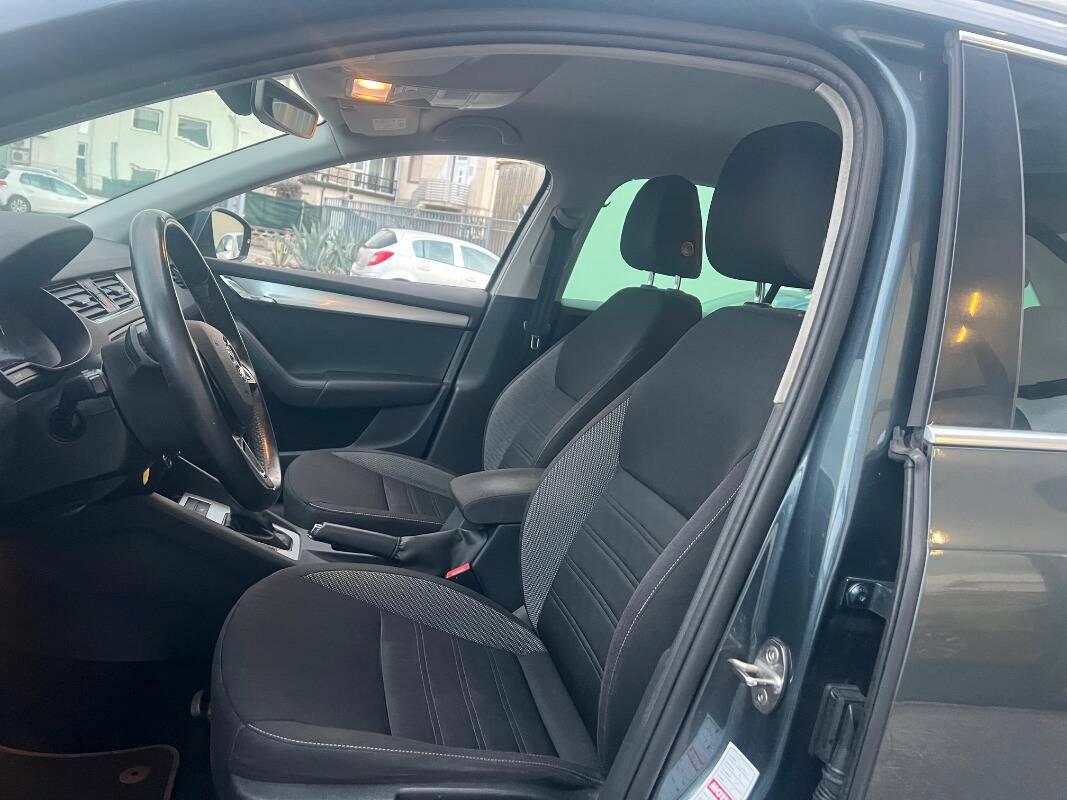 Skoda Octavia Wagon 1.5 g-tec Executive 130cv dsg