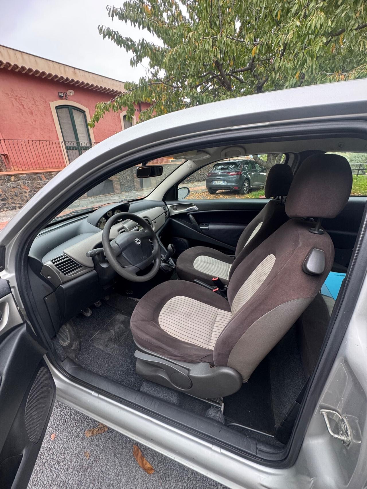 Lancia Ypsilon 1.3 Multijet 16V Platino