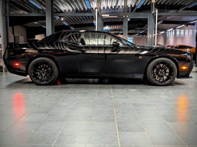 DODGE Challenger SRT 6,4 Scat Pack 392 HEMI