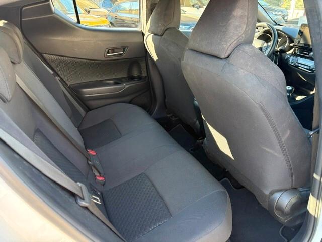 Toyota C-HR 1.8 Hybrid E-CVT Active