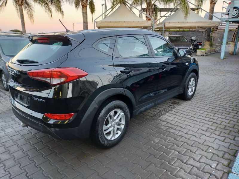 Hyundai TUCSON 1.7 crd (115 cv) NAVI Xpos