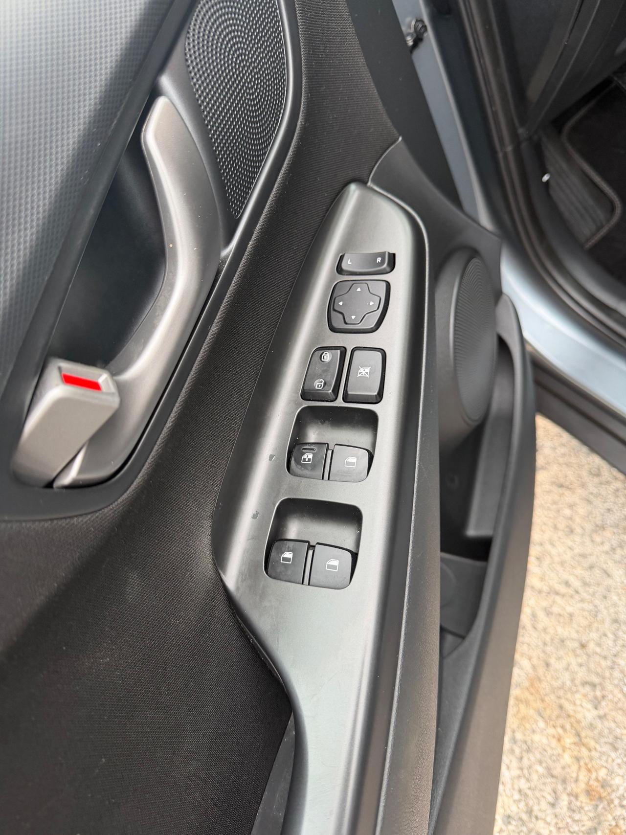 Hyundai Kona 1.0 T-GDI Xpossible