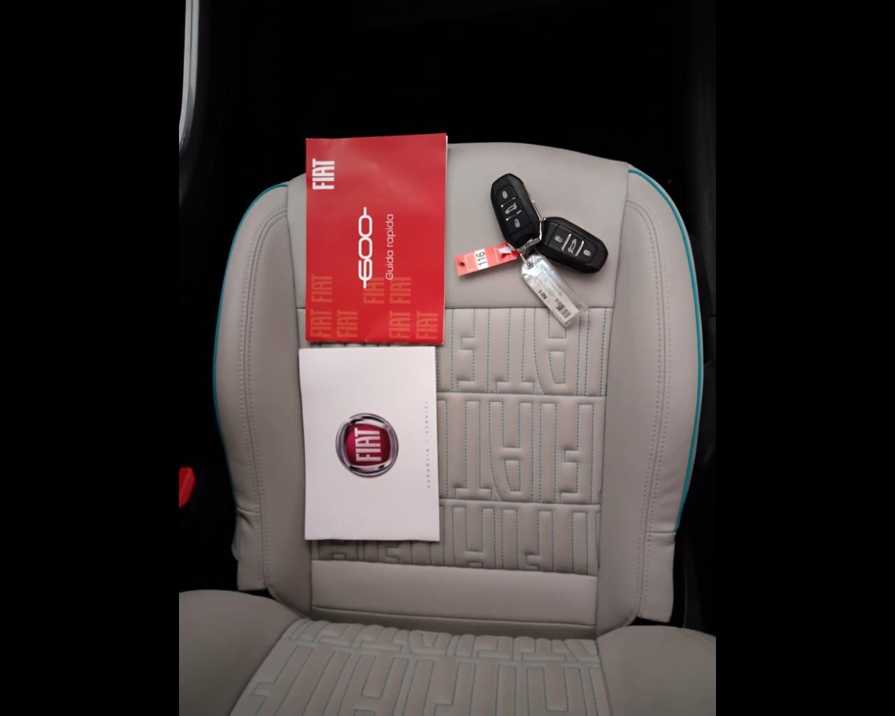 FIAT 600 IV 2023 - 600 1.2 hybrid La Prima 110cv auto