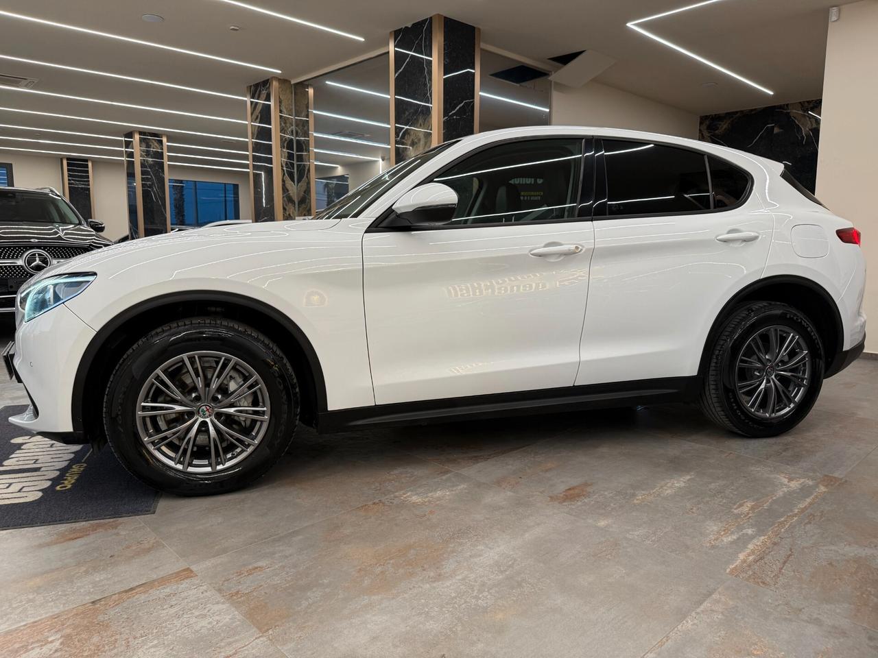Alfa Romeo Stelvio 2.2 Turbodiesel 210 CV AT8 Q4 Super