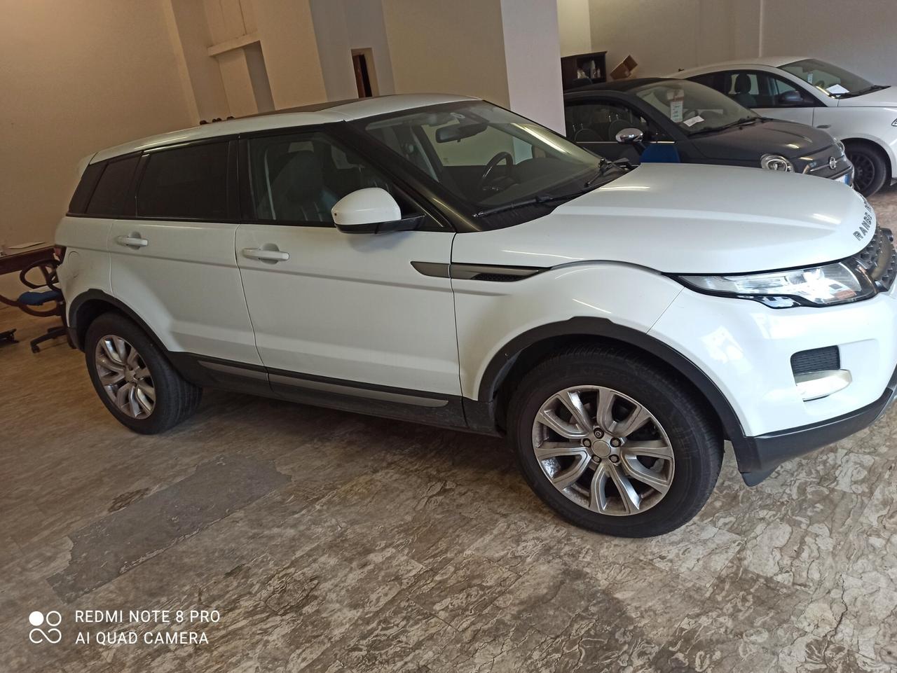Land Rover Range Evoque 2.2 Sd4 5p. Pure