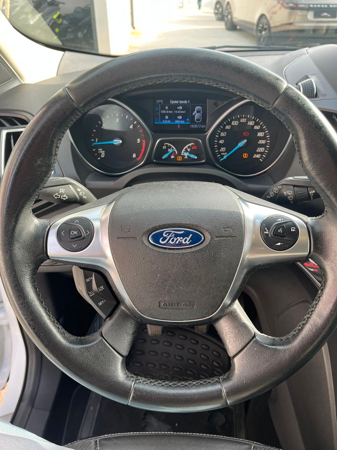 Ford Kuga 2.0 TDCI 120 CV S&S 2WD Titanium