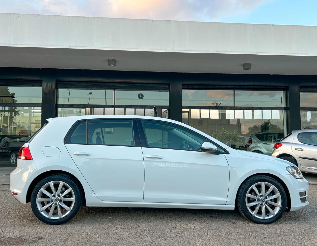 Volkswagen Golf 1.6 TDI 5p. Highline BlueMotion Technology