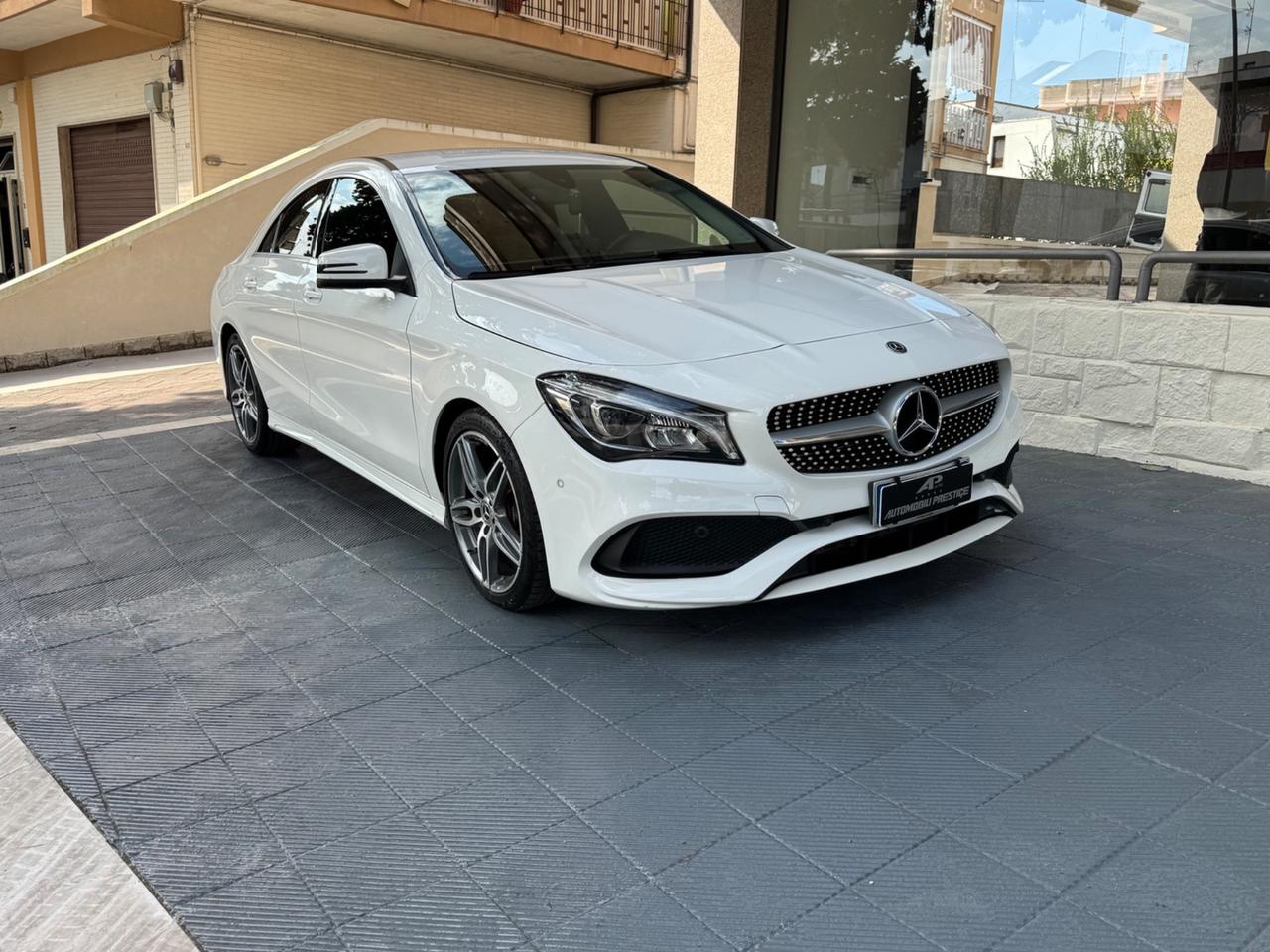 Mercedes-benz CLA 200 d Premium