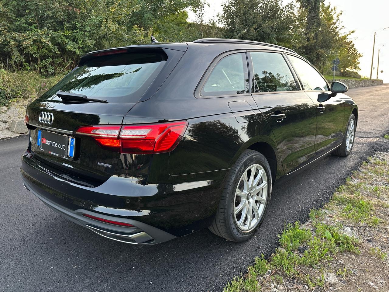 Audi A4 Avant 40 TDI quattro S tronic Business Advanced