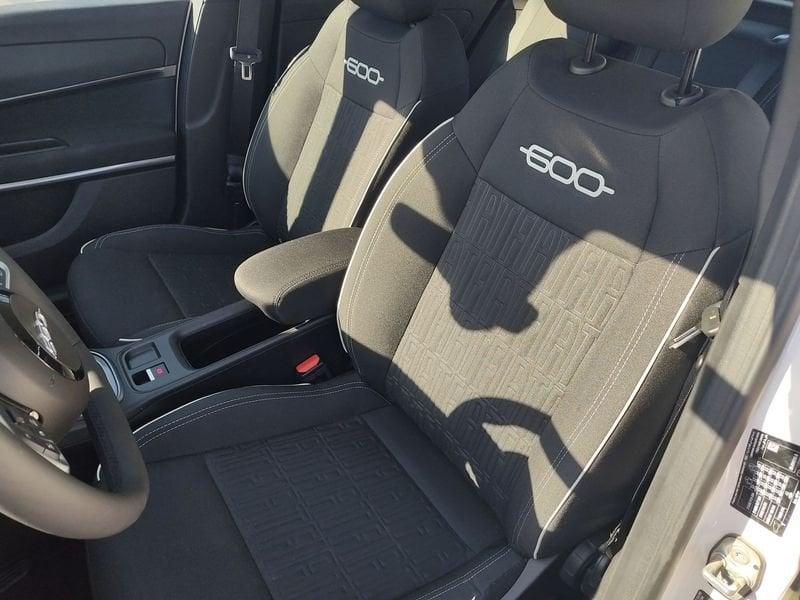 FIAT 600 IV 2023 1.2 hybrid 145cv auto