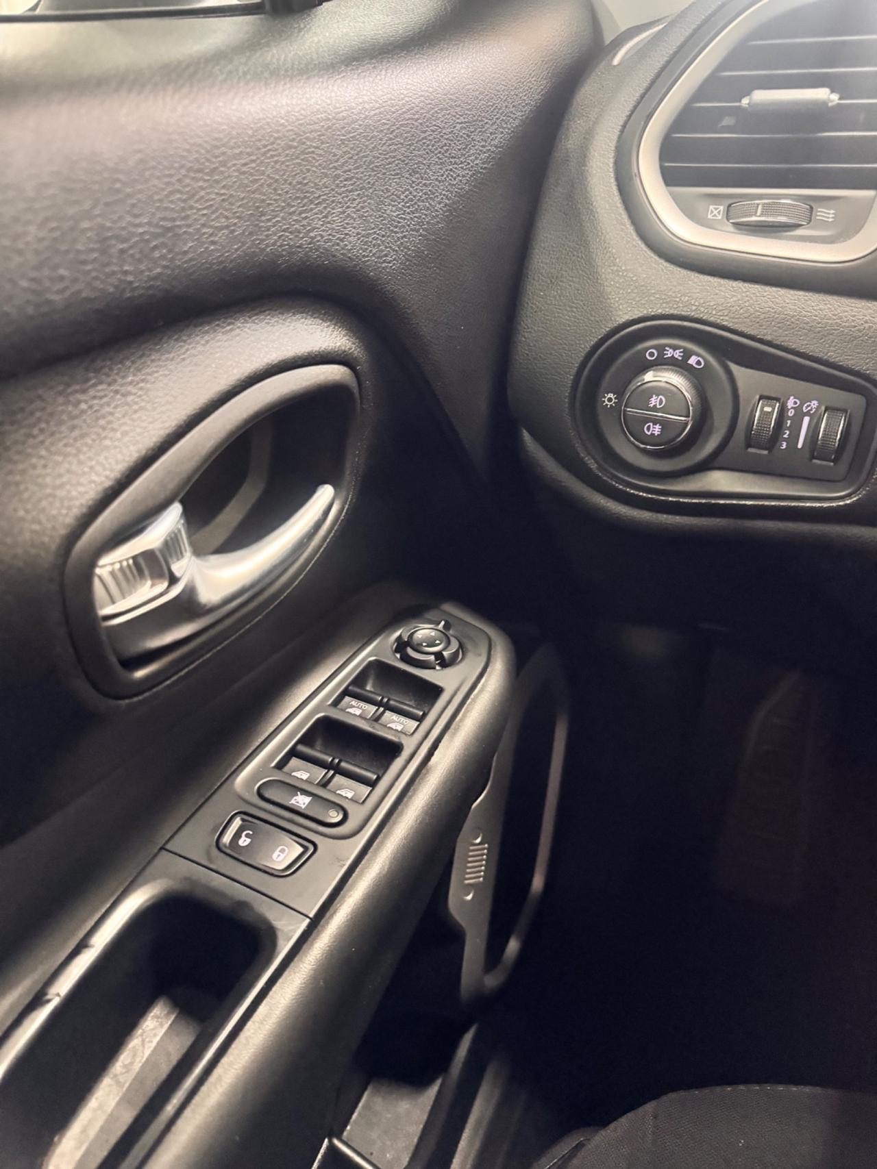 Jeep Renegade 1.6 Mjt 120 Cv Limited 130.000 KM