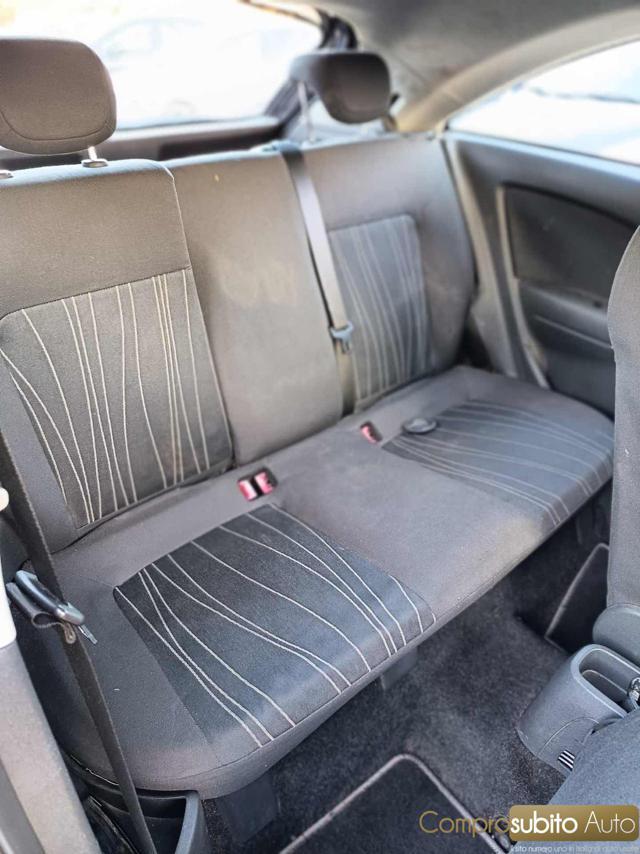 OPEL Corsa 1.2 3 porte Easytronic Sport