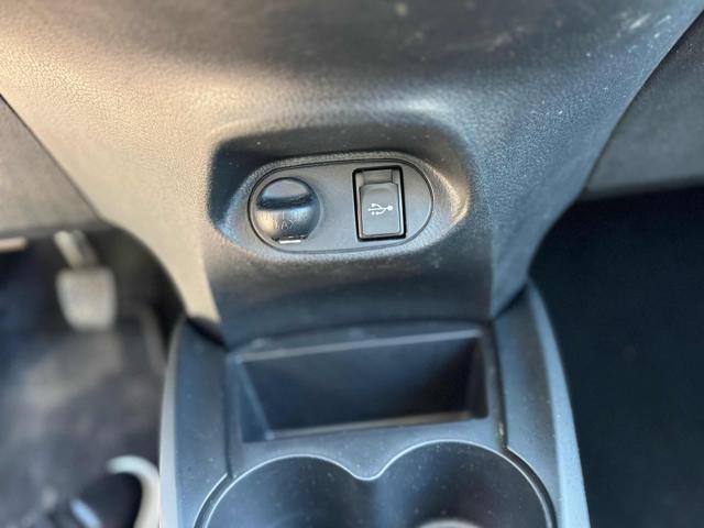 TOYOTA Yaris 1.0 5 porte Cool