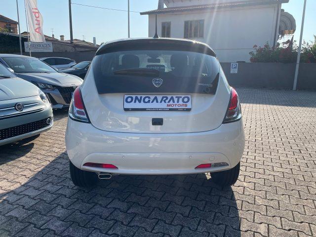 LANCIA Ypsilon 1.2 69 CV Ecochic GPL Platino