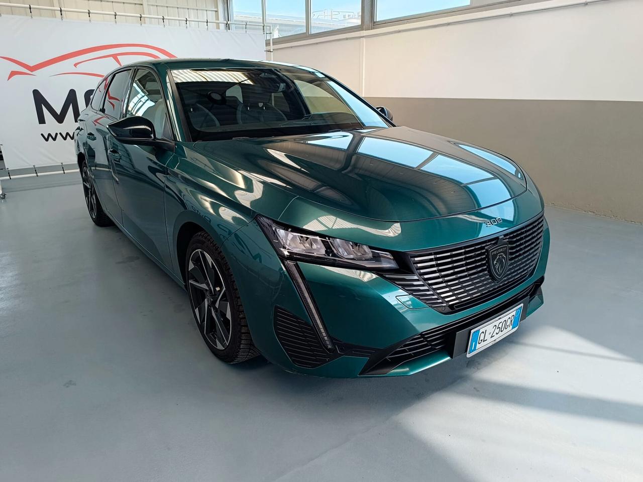 Peugeot 308 BlueHDi 130 S&S EAT8 SW Allure