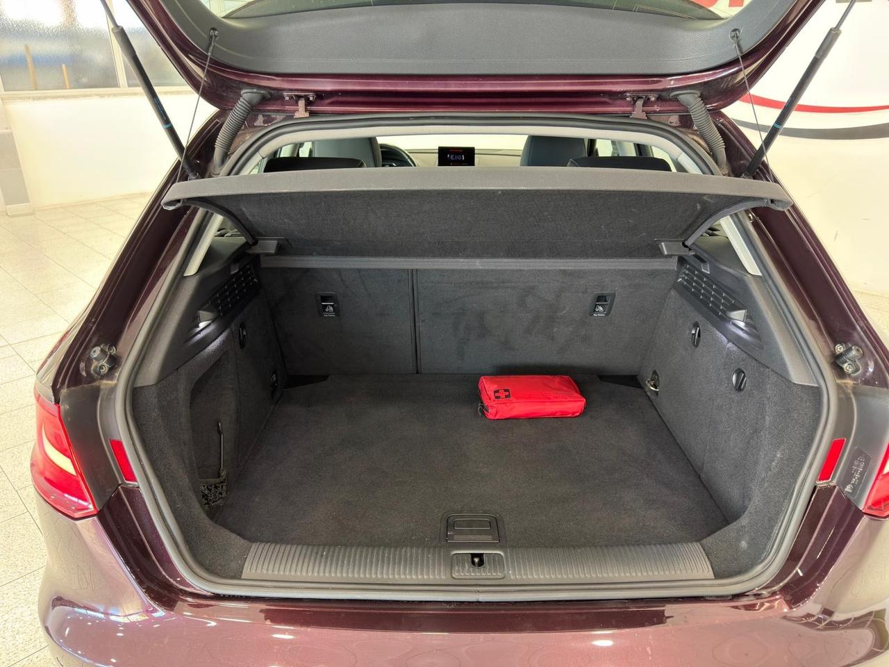 Audi A3 2.0 TDI Ambition 5p - 55.000KM