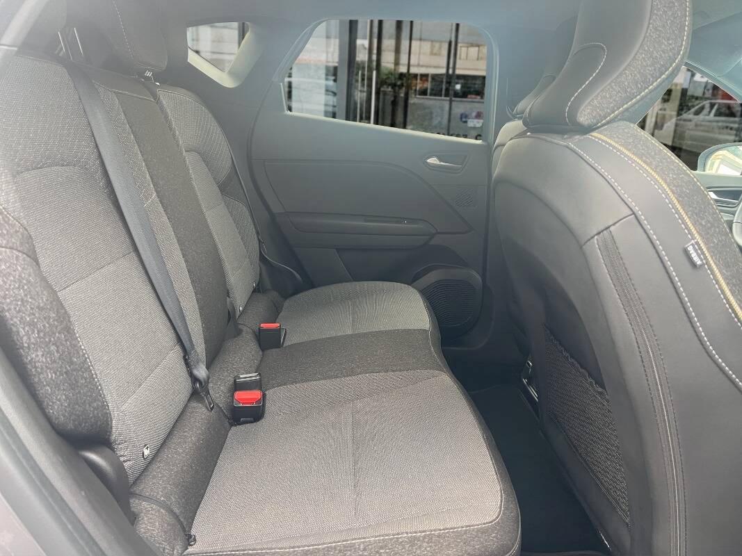 Renault Captur 1.0 Techno GPL 100cv con Telecam e CarPlay