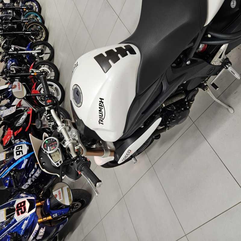 Triumph Speed Triple 1050 - 2011