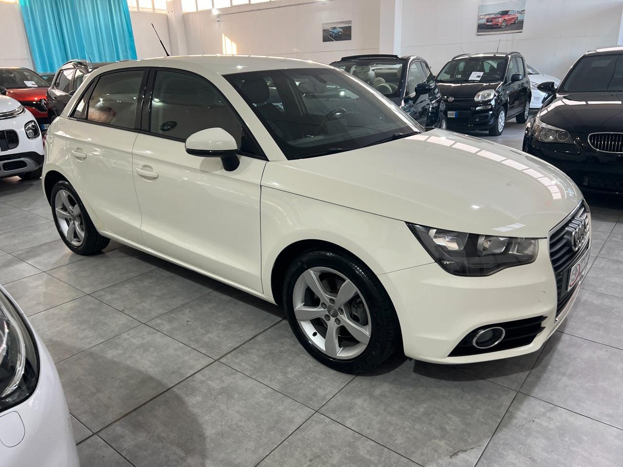 Audi A1 SPB 1.4 122 CV S tronic Ambition 2012