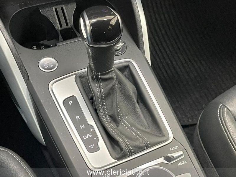 Audi Q2 35 TDI quattro S tronic Identity Black