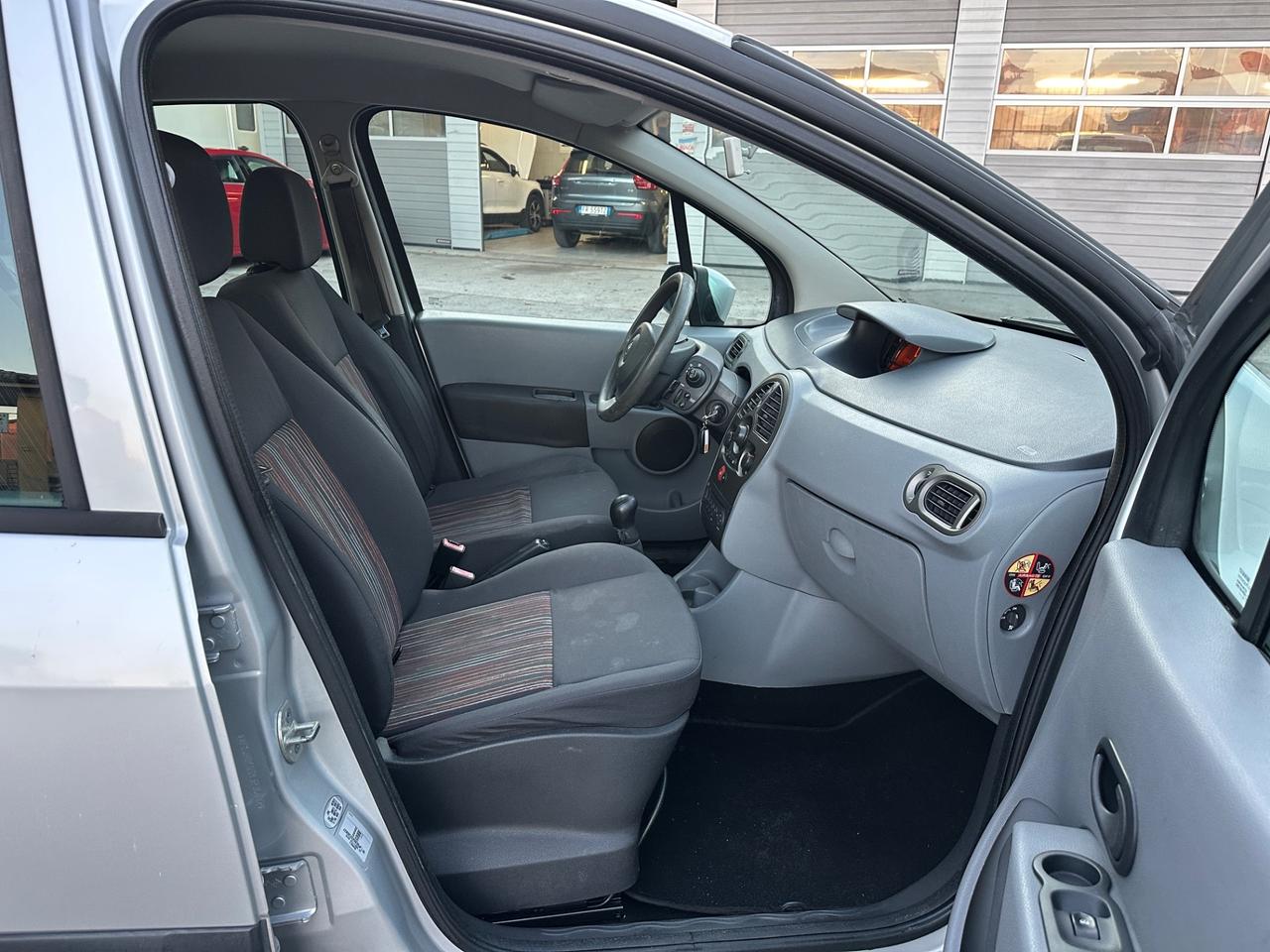 Renault Modus Grand 1.2 16V Dynamique