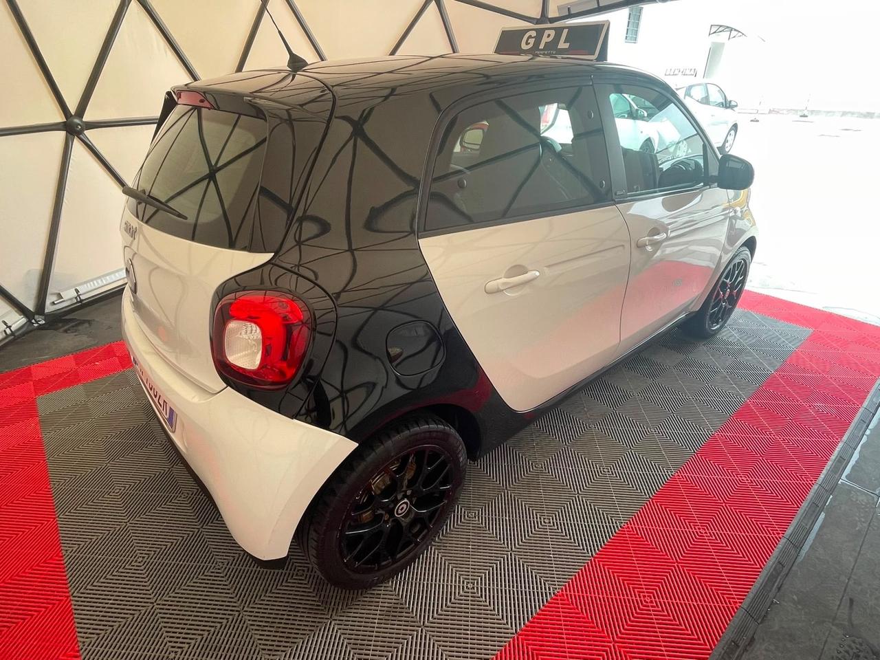 Smart ForFour 70 1.0 twinamic Passion GPL