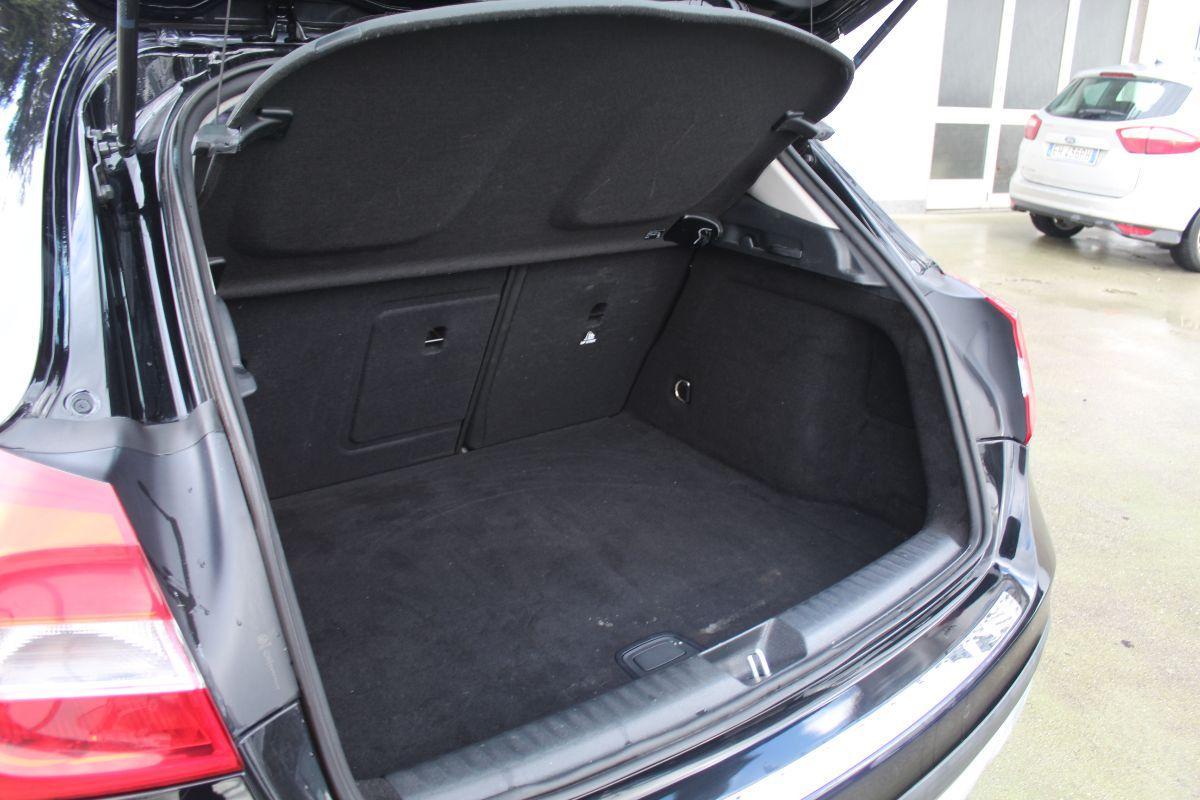 MERCEDES - Classe GLA - GLA 200 d Executive