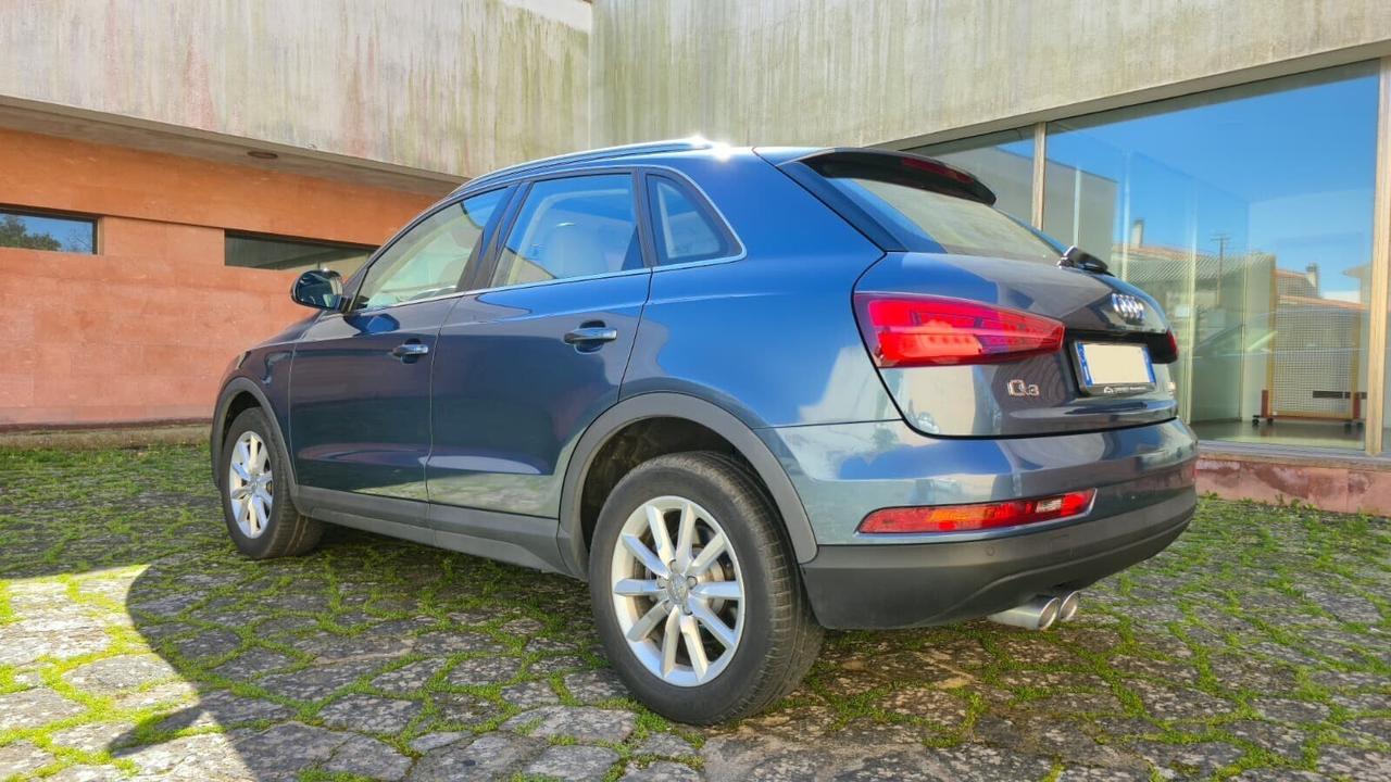 AUDI Q3 QUATTRO BUSINESS 2.0 TDI